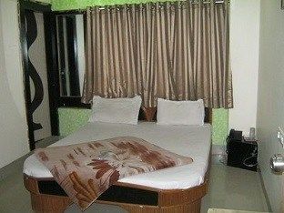 فندق أحمد أبادفي  Angan Residency المظهر الخارجي الصورة
